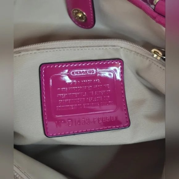 EUC Pink & Tan Coach Jacquard & Leather 3 Compartment Shoulder bag IMMACULATE - Picture 2 of 6